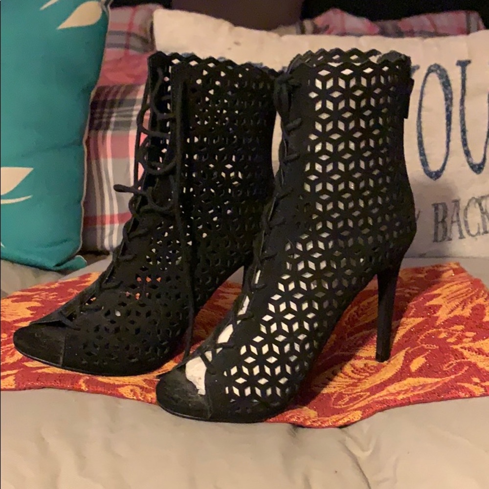 Black Peep toe front lace cut out heels/ bootie